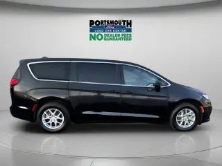 Chrysler Pacifica 2025 Select 4dr Mini-Van