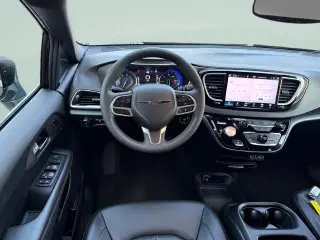 Chrysler Pacifica 2025 Select 4dr Mini-Van