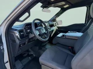 Ford F-150 2023 4x4 XL 4 puertas SuperCab 6.5 pies SB