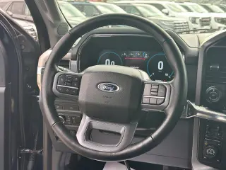Ford F-150 2023 4x4 Lariat 4dr SuperCrew 5.5 ft. SB