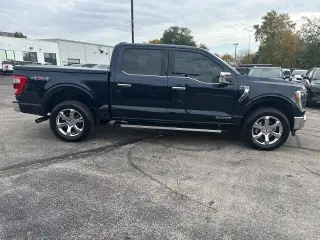 Ford F-150 2023 4x4 Lariat 4dr SuperCrew 5.5 ft. SB