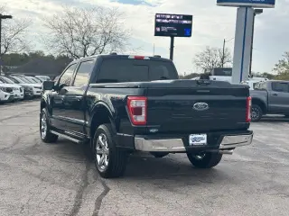 Ford F-150 2023 4x4 Lariat 4dr SuperCrew 5.5 ft. SB