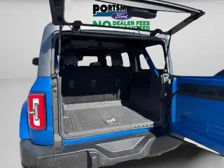 Ford Bronco 2024 4x4 Outer Banks SUV de 4 puertas