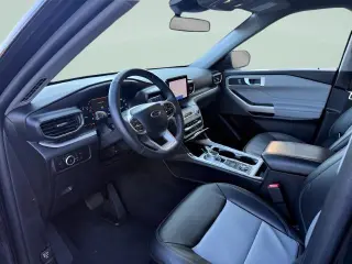 Ford Explorer 2023 AWD XLT 4dr SUV