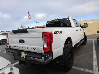 Ford F-250 Super Duty 2017 4x4 King Ranch 4dr Crew Cab 6.8 ft. SB Pickup