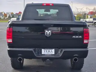 Ram 1500 2014 4x4 Express 4dr Crew Cab 5.5 ft. SB Pickup