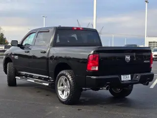 Ram 1500 2014 4x4 Express 4dr Crew Cab 5.5 ft. SB Pickup