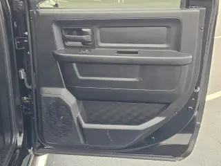 Ram 1500 2014 4x4 Express 4dr Crew Cab 5.5 ft. SB Pickup