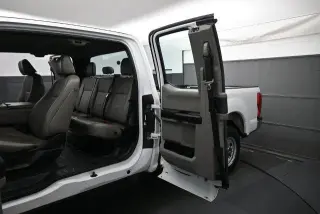 Ford F-250 Super Duty 2020 4x2 Lariat 4dr SuperCab 6.8 ft. SB Pickup