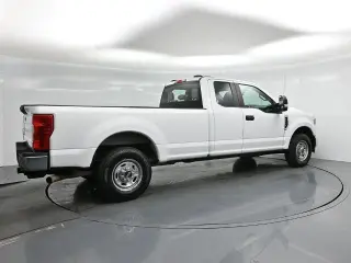Ford F-250 Super Duty 2020 4x2 Lariat 4dr SuperCab 6.8 ft. SB Pickup