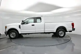 Ford F-250 Super Duty 2020 4x2 Lariat 4dr SuperCab 6.8 ft. SB Pickup