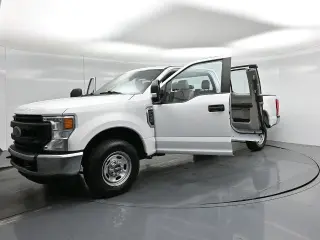 Ford F-250 Super Duty 2020 4x2 Lariat 4dr SuperCab 6.8 ft. SB Pickup