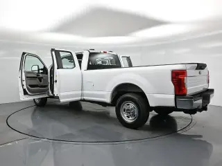 Ford F-250 Super Duty 2020 4x2 Lariat 4dr SuperCab 6.8 ft. SB Pickup