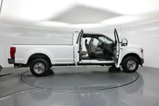 Ford F-250 Super Duty 2020 4x2 Lariat 4dr SuperCab 6.8 ft. SB Pickup
