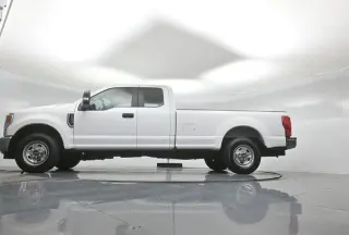 Ford F-250 Super Duty 2020 4x2 Lariat 4dr SuperCab 6.8 ft. SB Pickup