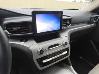 Ford Explorer 2023 XLT 4dr SUV