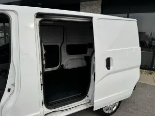 Nissan NV200 2019 S 4dr Cargo Mini-Van