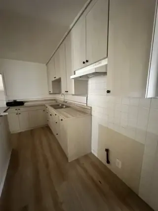 Newly remodeled 2 Bedroom