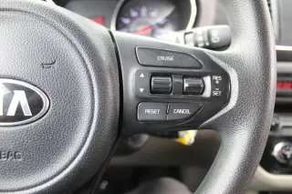 2016 Kia SEDONA
