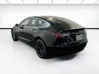 Tesla Model 3 2018 Rango Medio 4 puertas Fastback