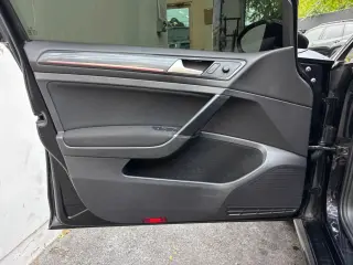2021 VOLKSWAGEN GOLF GTI