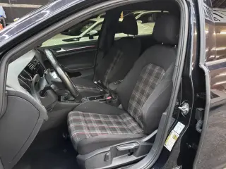 2021 VOLKSWAGEN GOLF GTI