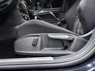 2021 VOLKSWAGEN GOLF GTI