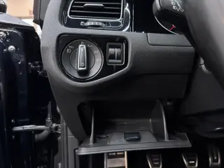 2021 VOLKSWAGEN GOLF GTI