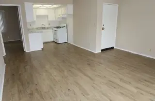 2 Bedroom Apt in Koreatown