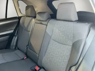 Toyota RAV4 2024 XLE 4dr SUV