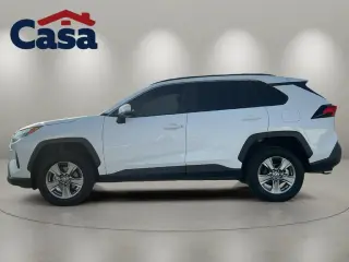 Toyota RAV4 2024 XLE 4dr SUV