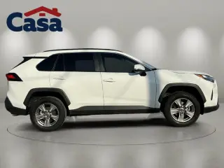 Toyota RAV4 2024 XLE 4dr SUV