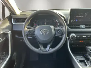 Toyota RAV4 2024 XLE 4dr SUV