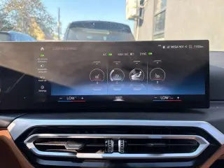 BMW 3 Series 2023 AWD 330i xDrive 4dr Sedán