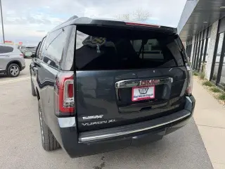 GMC Yukon XL 2020 4x4 Denali 4puertas SUV