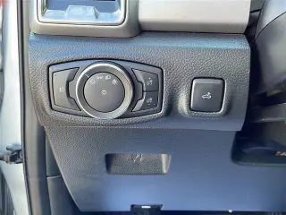 Ford Ranger 2020 4x4 XLT 4dr SuperCrew con 5.1 ft. de cabina.