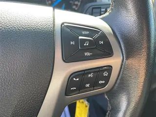 Ford Ranger 2020 4x4 XLT 4dr SuperCrew con 5.1 ft. de cabina.