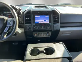 Ford F-150 2019 4x4 XL 4dr SuperCrew 5.5 ft. SB