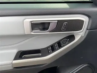 Ford Explorer 2022 AWD XLT 4dr SUV