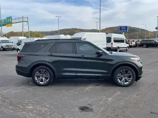 Ford Explorer 2022 AWD XLT 4dr SUV