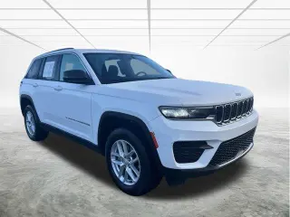 Jeep Grand Cherokee 2024 4x4 Laredo 4dr SUV