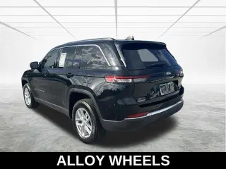 Jeep Grand Cherokee 2023 4x2 Laredo X 4dr SUV