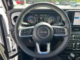 Jeep Wrangler 2026 4x4 Sahara 4dr SUV