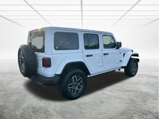 Jeep Wrangler 2026 4x4 Sahara 4dr SUV