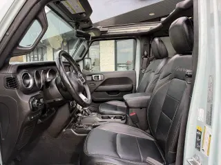 Jeep Wrangler 2023 4x4 Sahara 4xe 4dr SUV