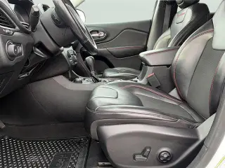 Jeep Cherokee 2021 4x4 Trailhawk 4dr SUV