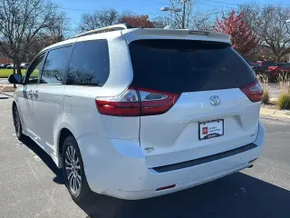 2018 Toyota Sienna