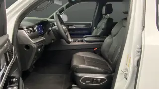 2022 Jeep Wagoneer