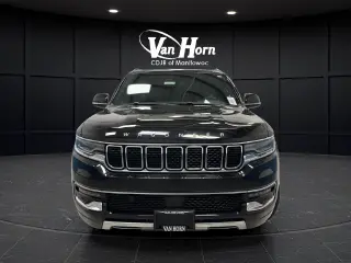 2022 Jeep Wagoneer
