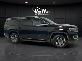 2022 Jeep Wagoneer